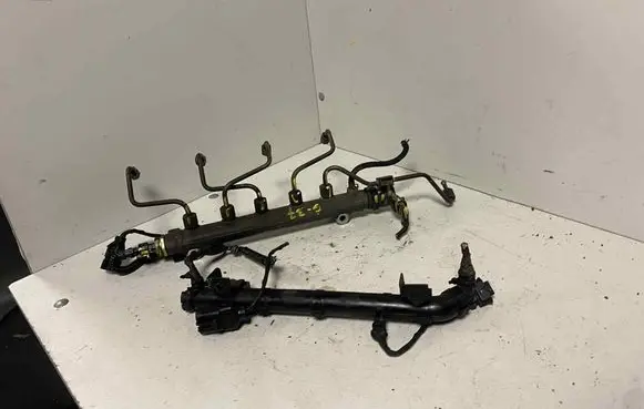 Hyundai Sonata Fuel main line pipe 3140027400 079264 0445214085