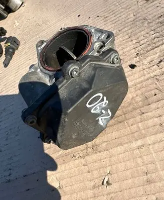 Volkswagen Golf V Throttle valve 03G128063G