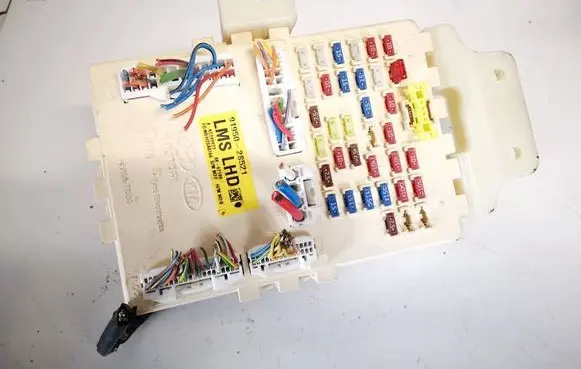 Hyundai ix35 Fuse box set 919502s521 91950-2s521