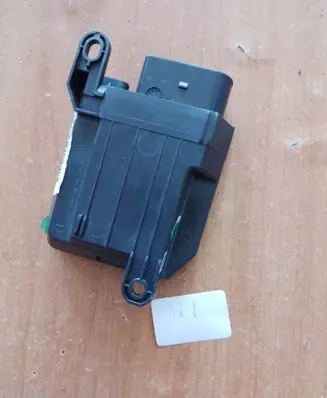 Volkswagen Golf VII Seat control module 4M0959339B