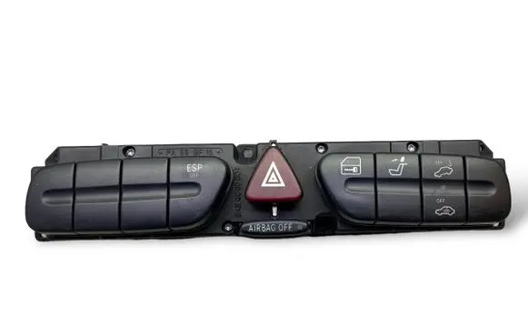 Mercedes-Benz C W203 Hazard light switch 2038216258 3306170200 11179146001