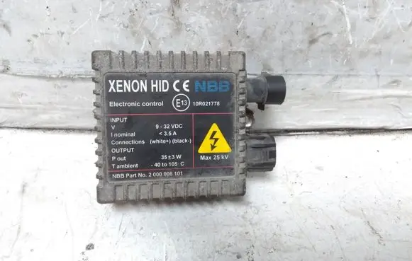 Hyundai Santa Fe Headlight ballast module Xenon 2000006101