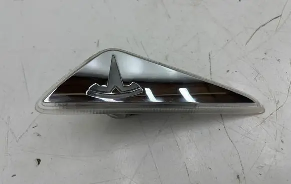 Tesla Model S Front fender indicator light 498