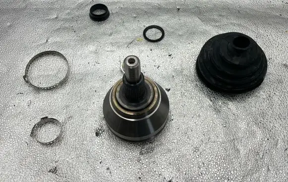 Volkswagen Bora Driveshaft outer CV joint G1W028PC 1J0407311R 1J0498099E