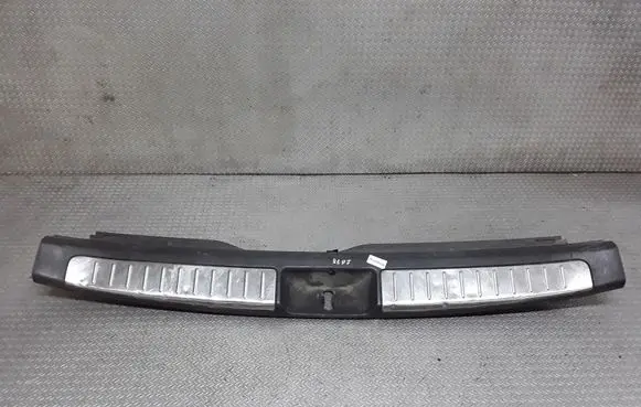Toyota Avensis T250 Trunk/boot sill cover protection 5838705090