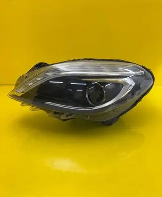 Mercedes-Benz B W246 W242 Headlight/headlamp A2468200139
