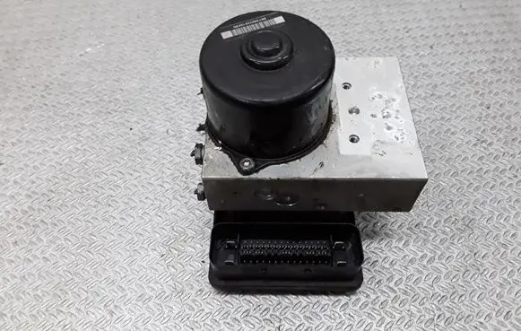 Mercedes-Benz C W203 ABS Pump 0325459132 00004108C0