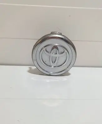 Toyota Avensis T250 Original wheel cap 426030F010 3871