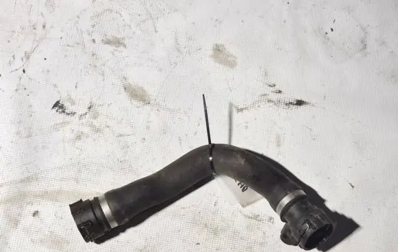 BMW X5 E70 Engine coolant pipe/hose