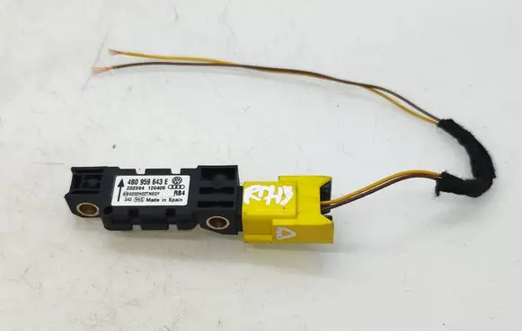 Porsche Cayenne (9PA) Airbag deployment crash/impact sensor 4B0959643E 120406 202594