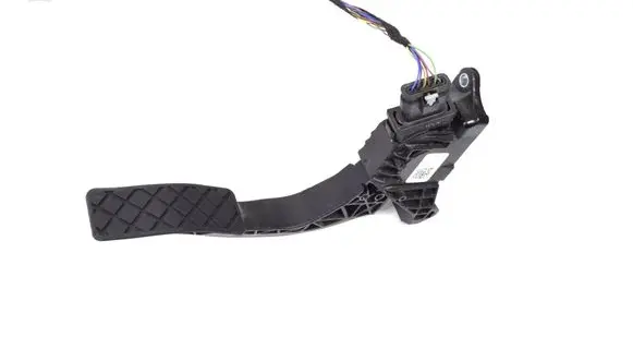 Mercedes-Benz Sprinter W906 Accelerator throttle pedal 8W1723523A