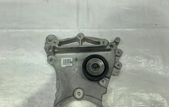 Alfa Romeo Giulia Engine mounting bracket 55272942
