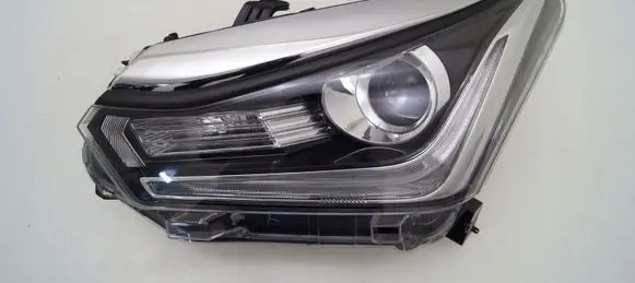 Isuzu D-Max Headlight/headlamp