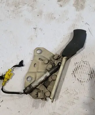 Volkswagen Touran II Engine bonnet/hood hinges 5TA823301D