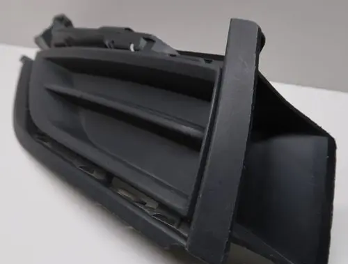 Volkswagen Golf VII Front bumper lower grill 5G0853211G