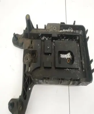 Battery box tray