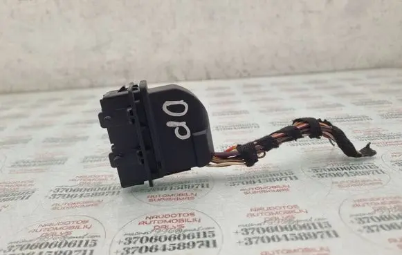 Audi A4 S4 B8 8K Front door wiring loom 8K0972701