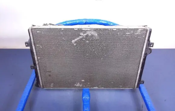 Coolant radiator