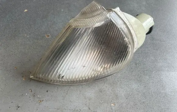 Renault Laguna I Front indicator light 7700820126 142237 2BA00684301