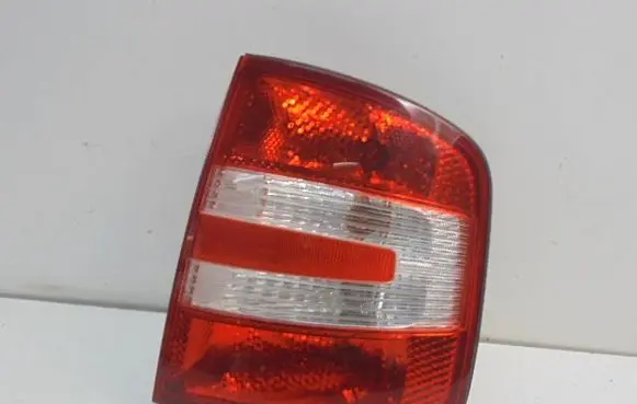 Skoda Fabia Mk1 (6Y) Rear/tail lights 6Y9945112D