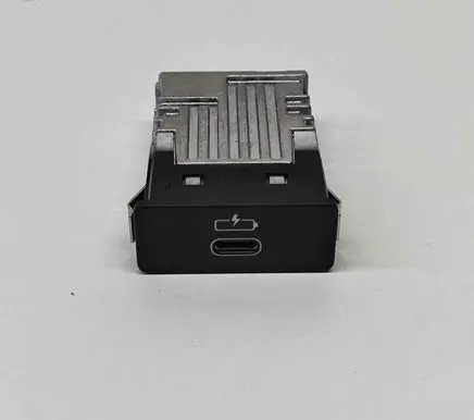 BMW 4 G22 G23 G24 G26 USB socket connector 8711940