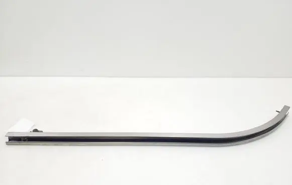 Mercedes-Benz Vito Viano W639 Sliding door middle roller runner A6397600235