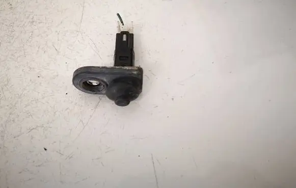 Hyundai Getz Front door sensor