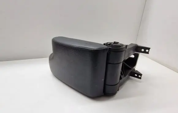 BMW 3 E46 Armrest 8213679