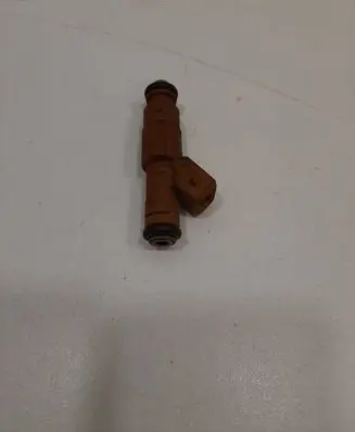 Volvo XC90 Fuel injector 9186340