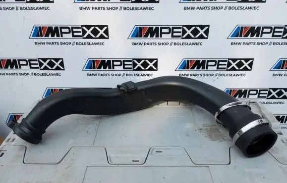 BMW M4 F82 F83 Air intake duct part 7846245