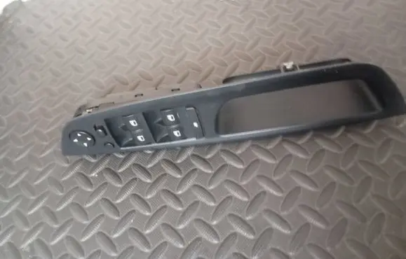 BMW X5M E70 Electric window control switch 9218044