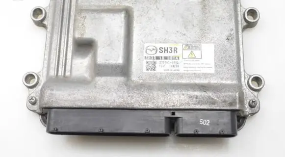 Mazda CX-5 Engine control unit/module SH3R18881A