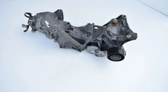 Audi A4 S4 B7 8E 8H Generator/alternator bracket 03L903143H