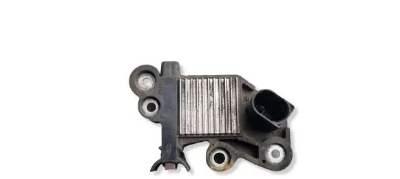 Volvo XC40 Generator/alternator part 0272220855