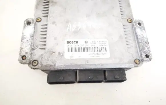 Renault Laguna II Engine control unit/module 0281010297 hom8200048297