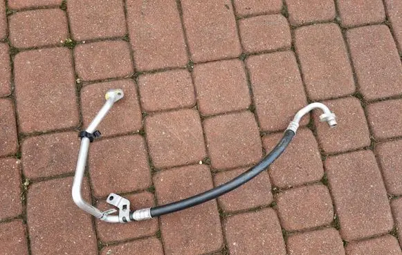 Renault Captur II Air conditioning (A/C) pipe/hose 924900333R