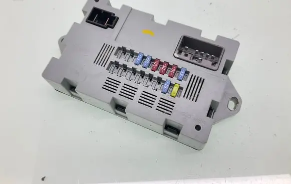 Land Rover Range Rover Sport L494 Fuse module CPLA14Q073AA 71739084 1406121280