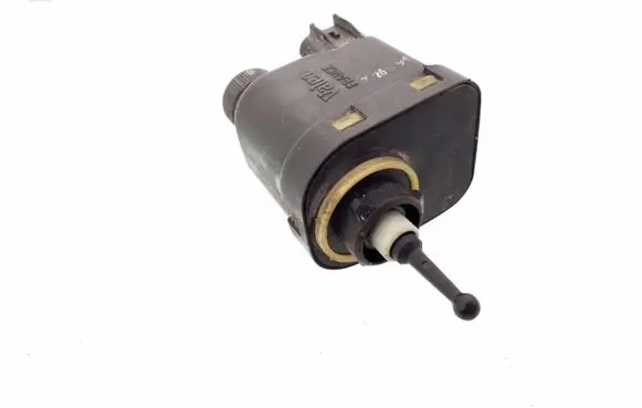 Opel Astra F Headlight level adjustment motor 