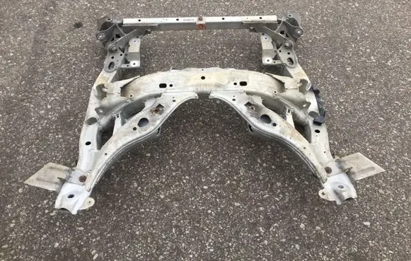 BMW 5 F10 F11 Front subframe 6796692 470563817