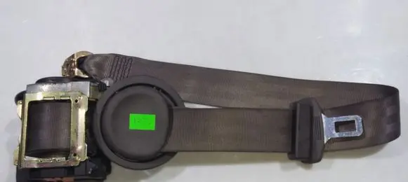 Audi A8 S8 D2 4D Rear seatbelt