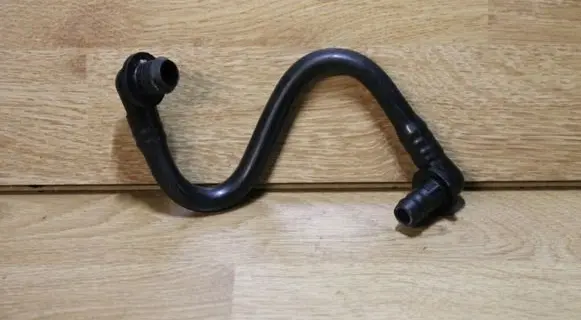 Audi A4 S4 B7 8E 8H Vacuum line/pipe/hose 8E0611931