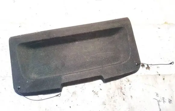 Parcel shelf