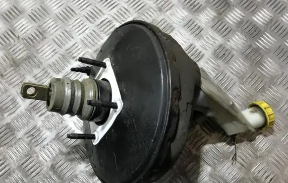 Ford Fiesta Brake booster 2s612b195be 2s61-2b195-be
