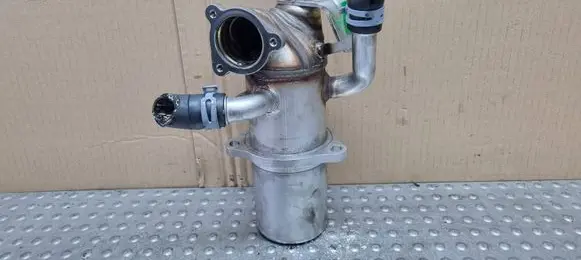 Audi A5 8T 8F EGR valve cooler 04L131512A