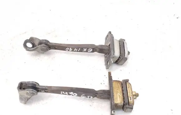 Honda Civic Rear door check strap stopper