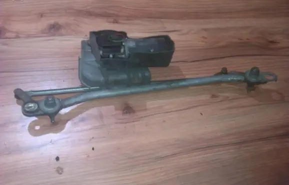 Ford Escort Front wiper linkage and motor