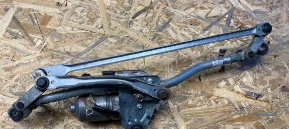 Audi A6 S6 C6 4F Front wiper linkage and motor 3397021039 4F1955119D