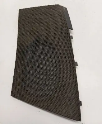 Side speaker trim/cover