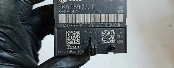 Audi A4 S4 B8 8K Door control unit/module 8K0959772E 8K0959772 403393C50031