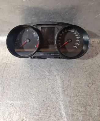 Volkswagen Polo V 6R Speedometer (instrument cluster) A2C87325600 A2C87327800 40634133